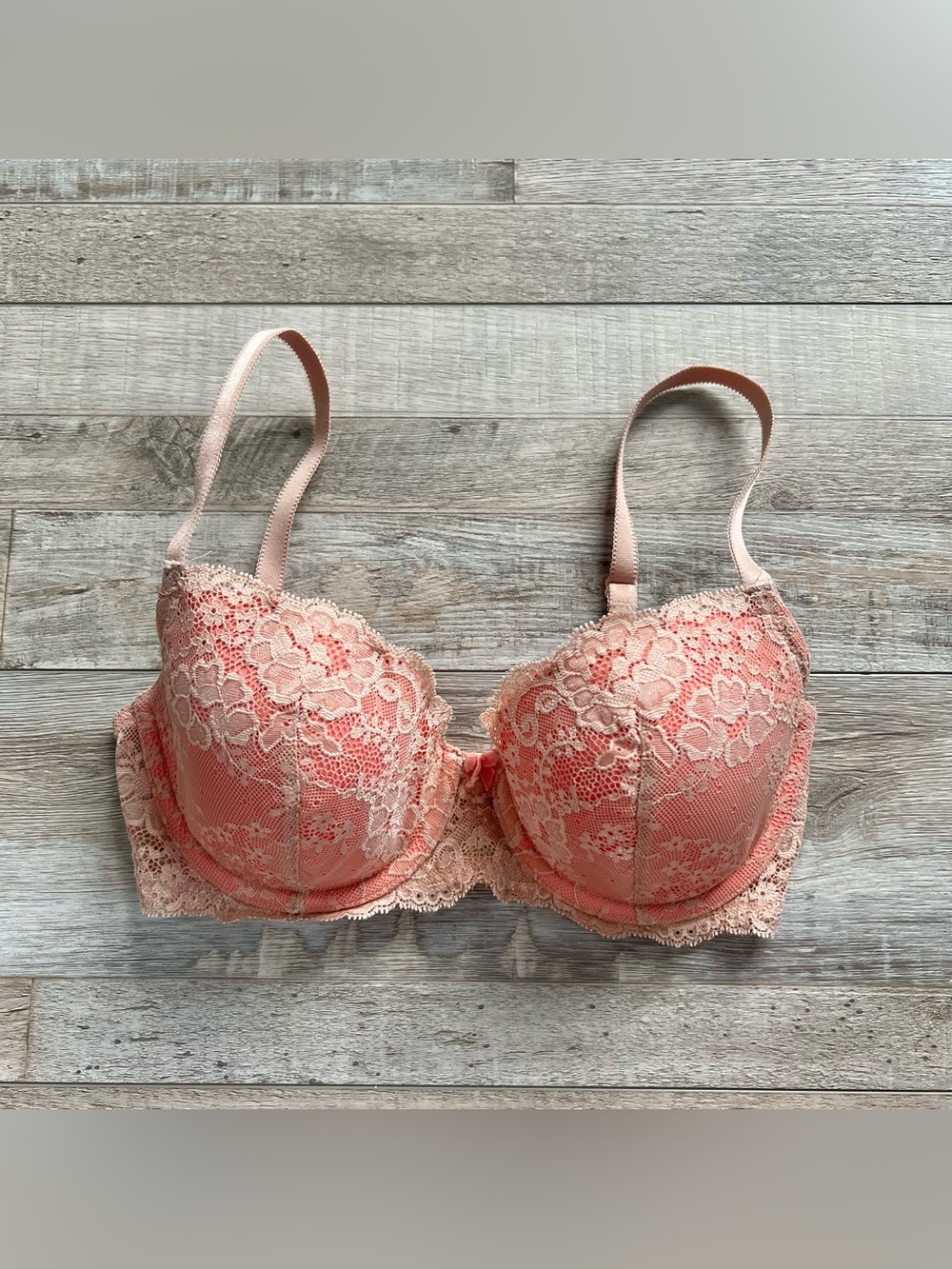 Victoria’s Secret Woman’s Dream Angels Lined Demi Bra Size 32DD